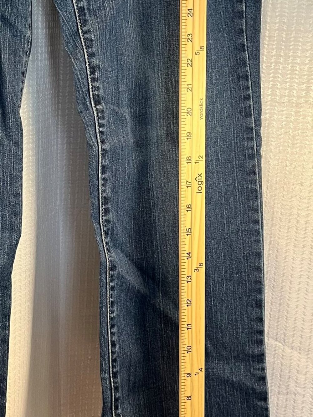 Vintage Levi's 505 Regular Fit Straight-Leg Jeans size 12 M - Picture 4 of 7